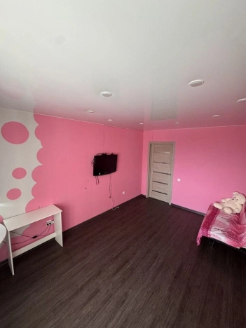 Купить двухкомнатную квартиру на улице Линейная в Новосибирской области. Вариант № 9223343, 4, площадь -  квм, цена 7800000 рублей