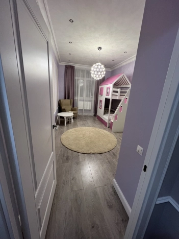 Купить трехкомнатную квартиру на улице Соловьиная в Красногорске. Вариант № 8223330, 14, площадь -  квм, цена 28000000 рублей