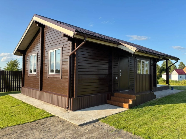 Купить дом в Новосибирске. Вариант № 2474040, 4, площадь -  квм, цена 4300000 рублей