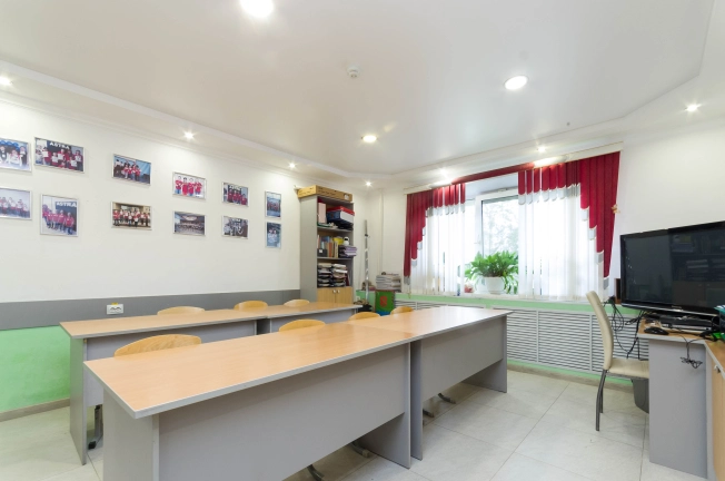 Купить коммерческую недвижимость свободного назначения в Тобольске. Вариант № 52703, 1, площадь -  квм, цена 6500000 рублей