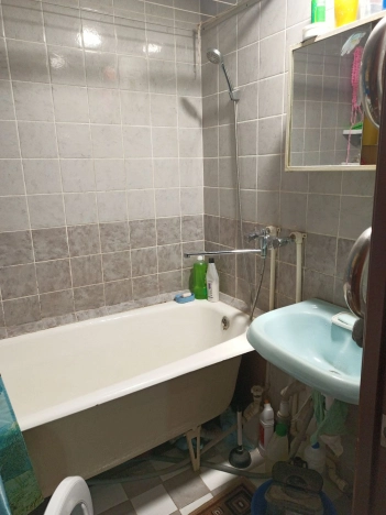 Купить трехкомнатную квартиру в Тюменской области. Вариант № 435039, 12, площадь -  квм, цена 4200000 рублей