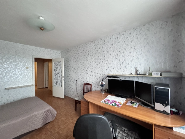 Купить трехкомнатную квартиру в Санкт-Петербурге. Вариант № 9717843, 5, площадь -  квм, цена 19000000 рублей