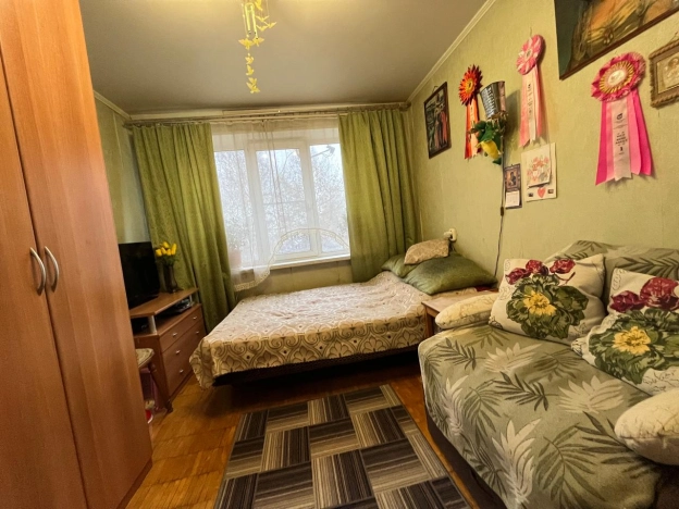 Купить трехкомнатную квартиру на улице Ленинский проспект в Москве. Вариант № 9454369, 5, площадь -  квм, цена 8000000 рублей