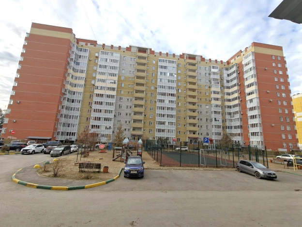 Купить однокомнатную квартиру в Омске. Вариант № 8673602, 16, площадь -  квм, цена 4790000 рублей