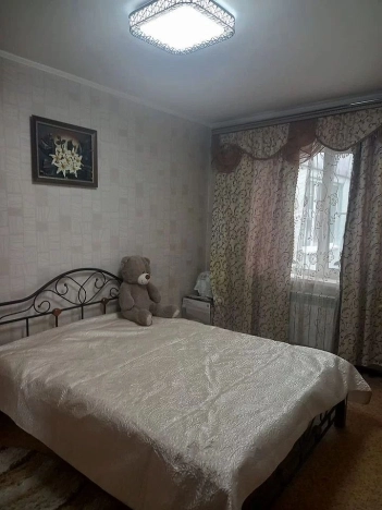 Купить трехкомнатную квартиру в Томской области. Вариант № 10049738, 6, площадь -  квм, цена 3800000 рублей