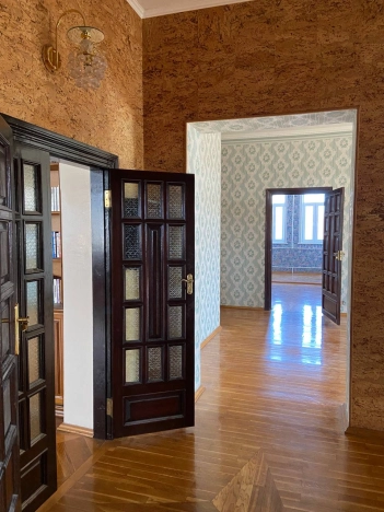 Купить дом на улице Садовая в Алтайском крае. Вариант № 26069, 14, площадь -  квм, цена 69000000 рублей