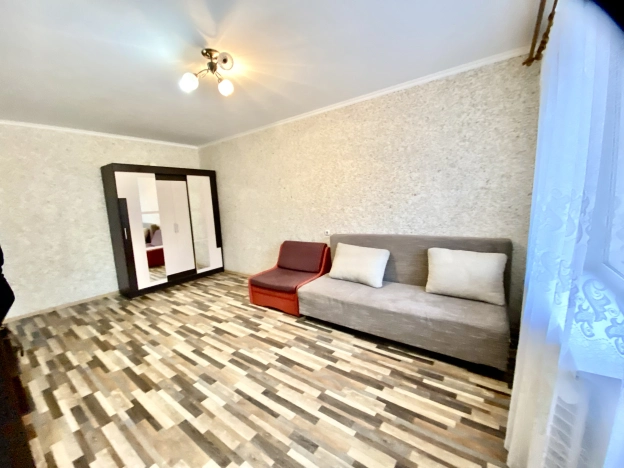 Купить квартиру в Калининграде. Вариант № 10302201, 4, площадь -  квм, цена 4250000 рублей