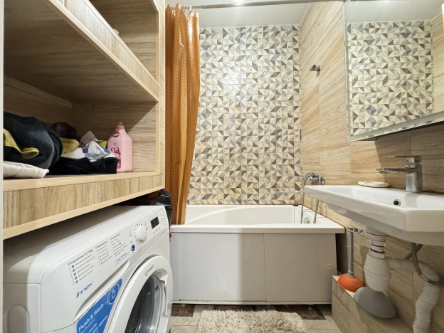 Купить квартиру в Москве. Вариант № 9689234, 15, площадь -  квм, цена 13490000 рублей