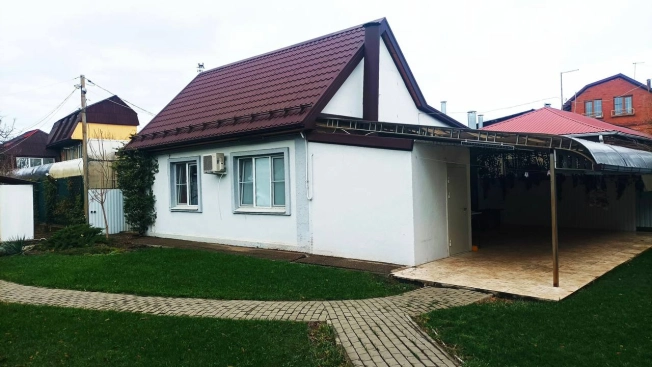 Купить дом на улице Чкалова в Краснодаре. Вариант № 1227, 2, площадь -  квм, цена 21000000 рублей