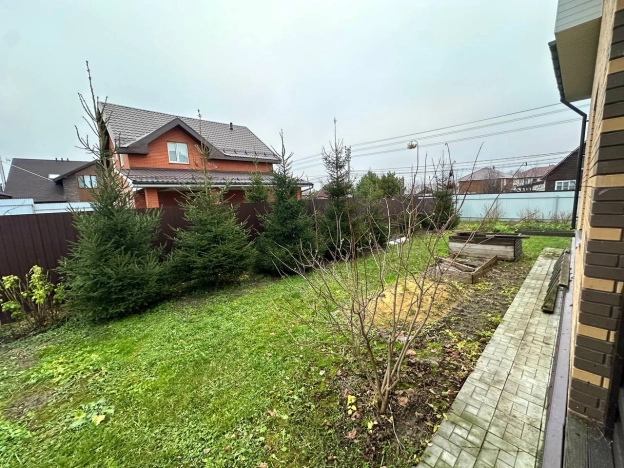 Купить дом в Москве. Вариант № 10173157, 10, площадь - квм, цена 13990000 рублей