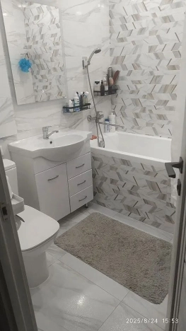 Купить квартиру в Кемерове. Вариант № 9996274, 2, площадь -  квм, цена 6180000 рублей