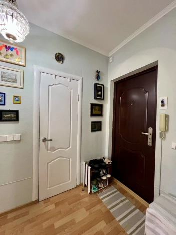 Купить однокомнатную квартиру у метро Бунинская аллея в Подольске. Вариант № 3436769, 8, площадь -  квм, цена 7800000 рублей