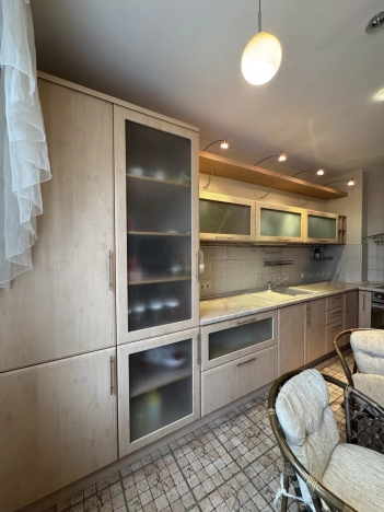 Купить квартиру на вторичке в Уфе. Вариант № 1329977, 4, площадь -  квм, цена 13300000 рублей