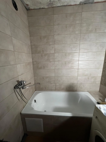 Купить однокомнатную квартиру в Новороссийске. Вариант № 9117656, 3, площадь -  квм, цена 3700000 рублей