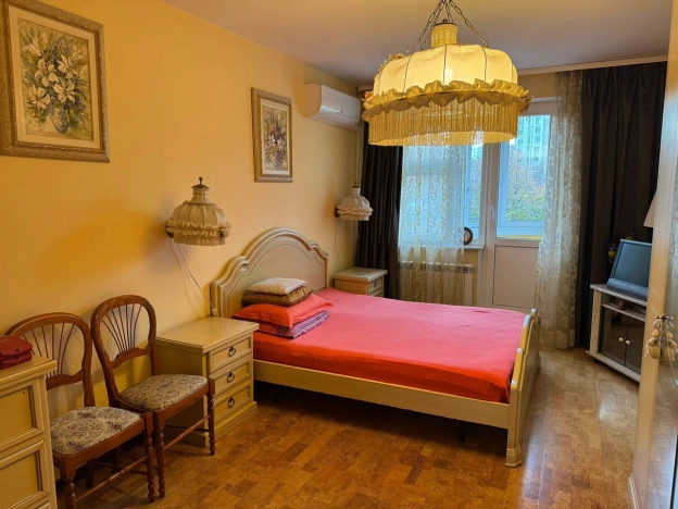 Купить квартиру в Москве. Вариант № 8547875, 12, площадь -  квм, цена 29300000 рублей