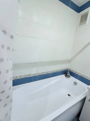 Купить квартиру на улице Есенина в Белгороде. Вариант № 7585177, 8, площадь -  квм, цена 6750000 рублей