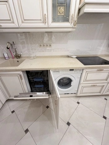 Купить квартиру в Москве. Вариант № 10100015, 2, площадь - квм, цена 22000000 рублей