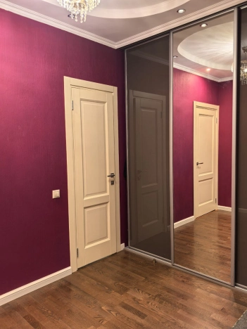 Купить трехкомнатную квартиру на улице Благовещенская в Красногорске. Вариант № 1027121, 18, площадь -  квм, цена 17800000 рублей