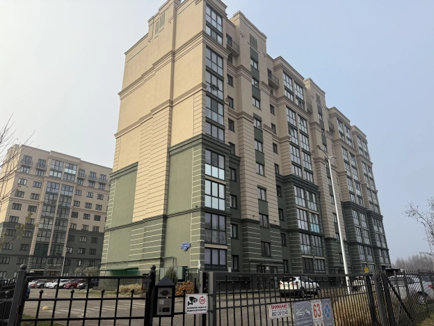 Купить квартиру на вторичке на улице Октябрьская в Калининграде. Вариант № 10495758, 15, площадь -  квм, цена 9399000 рублей