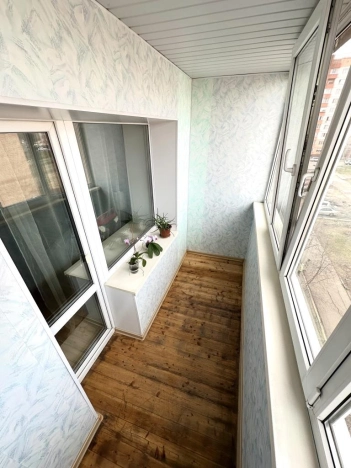 Купить квартиру в Омске. Вариант № 35037, 4, площадь -  квм, цена 4300000 рублей