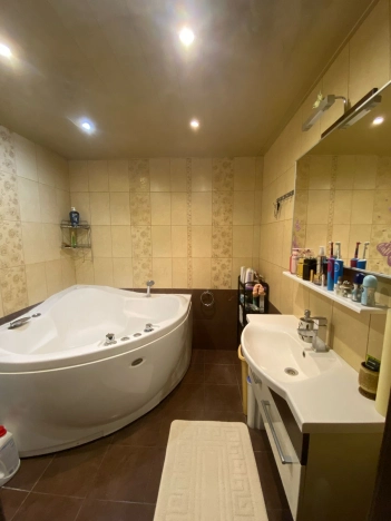 Купить квартиру на улице проспект Ленина в Владимире. Вариант № 276857, 21, площадь -  квм, цена 12800000 рублей