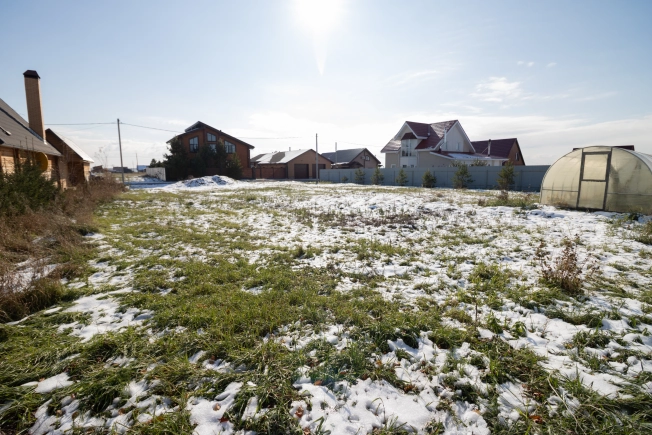 Купить земельный участок в Новосибирске. Вариант № 8153854, 10, площадь -  квм, цена 1300000 рублей