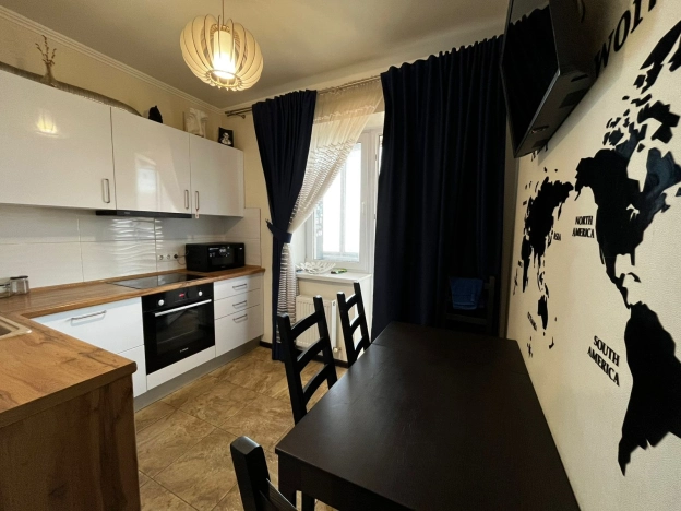 Купить однокомнатную квартиру на улице Шоссейная в Республике Адыгея. Вариант № 10443686, 1, площадь -  квм, цена 4200000 рублей