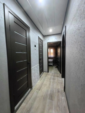 Купить трехкомнатную квартиру на улице Железнодорожная в Тюменской области. Вариант № 30033, 20, площадь -  квм, цена 5650000 рублей