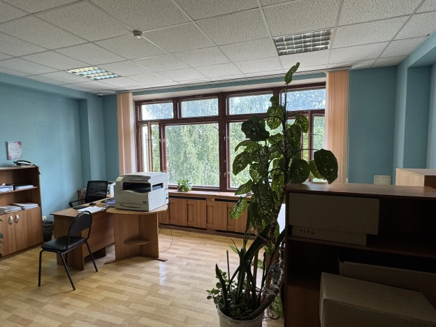 Снять коммерческую недвижимость в Владимире. Вариант № 1317679, 4, площадь -  квм, цена 100000 рублей