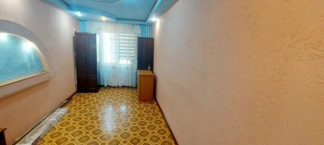 Купить трехкомнатную квартиру в Керчи. Вариант № 1889729, 5, площадь - квм, цена 6000000 рублей