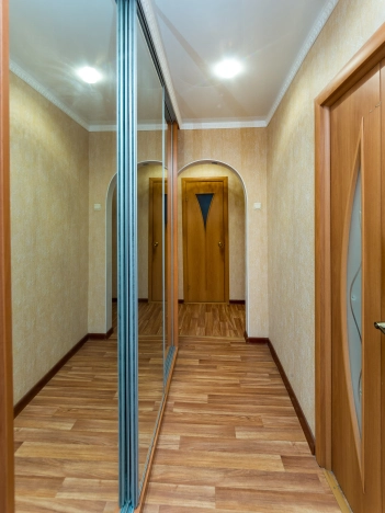 Купить многокомнатную квартиру в Тюменской области. Вариант № 7268750, 14, площадь -  квм, цена 5000000 рублей