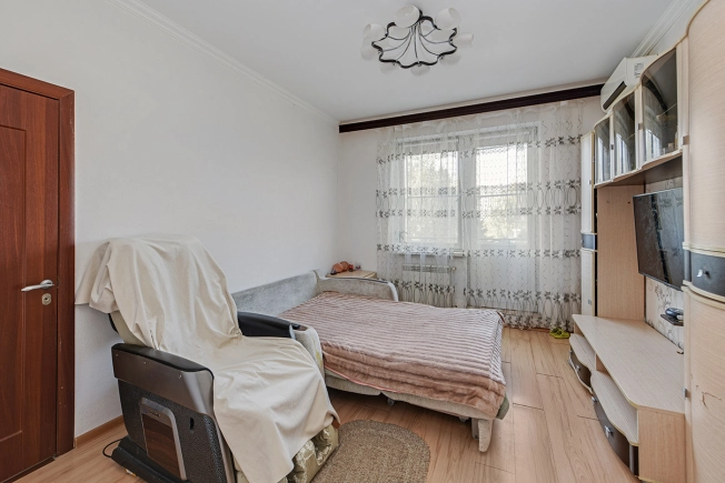 Купить многокомнатную квартиру в районе Филёвский Парк в Москве. Вариант № 1289752, 17, площадь -  квм, цена 16500000 рублей