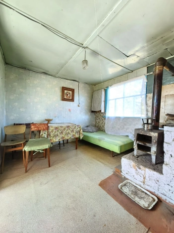 Купить земельный участок в Южно-Сахалинске. Вариант № 2461164, 12, площадь -  квм, цена 1600000 рублей