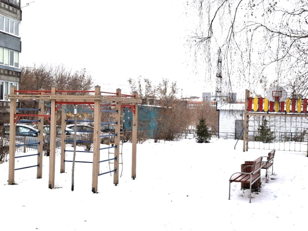 Купить двухкомнатную квартиру в районе Заельцовский в Новосибирске. Вариант № 9166161, 44, площадь -  квм, цена 5350000 рублей