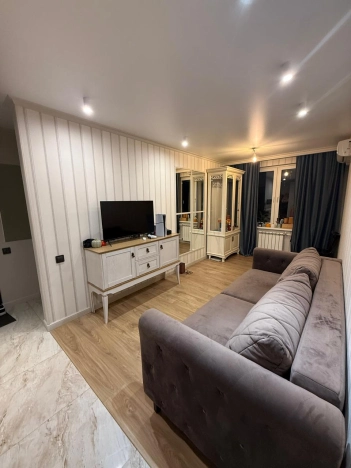 Купить квартиру в Москве. Вариант № 9937793, 0, площадь -  квм, цена 17500000 рублей