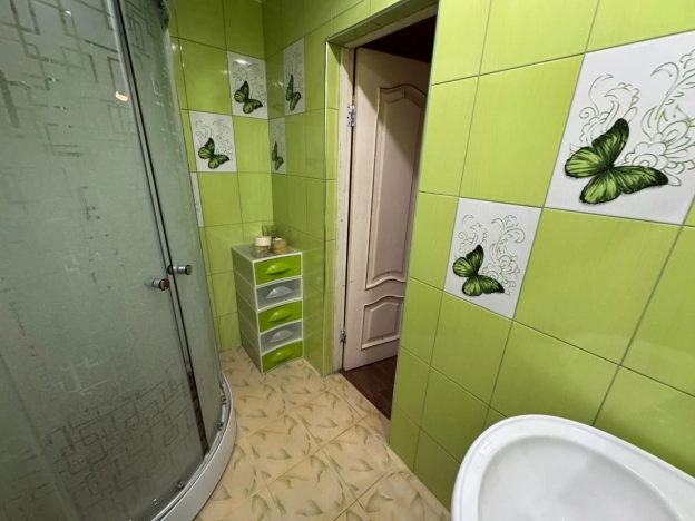 Купить четырехкомнатную квартиру в районе Сокол в Москве. Вариант № 23990, 13, площадь -  квм, цена 16900000 рублей