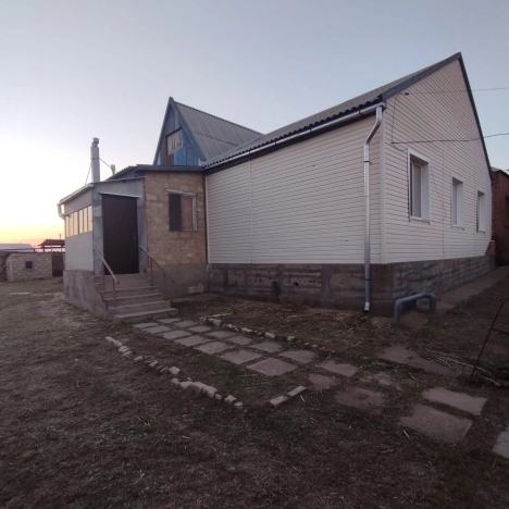 Купить дом в Элисте. Вариант № 5841485, 8, площадь -  квм, цена 7200000 рублей