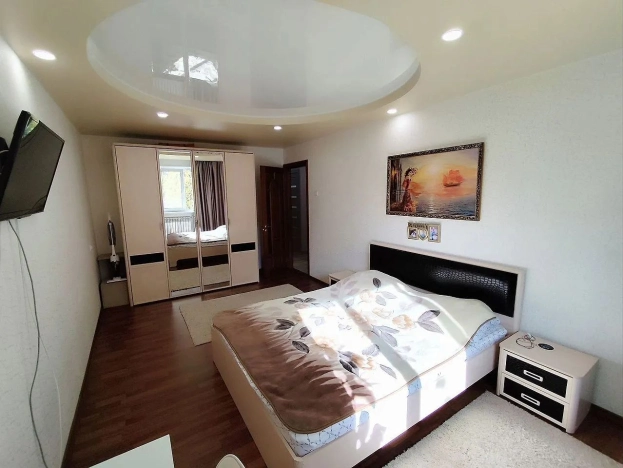 Купить трехкомнатную квартиру на вторичке в Микрорайоне Дружный, Йошкар-Ола в Йошкар-Оле. Вариант № 2603745, 4, площадь -  квм, цена 6600000 рублей