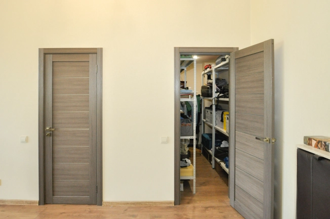 Купить четырехкомнатную квартиру в Новосибирской области. Вариант № 330510, 23, площадь -  квм, цена 14000000 рублей