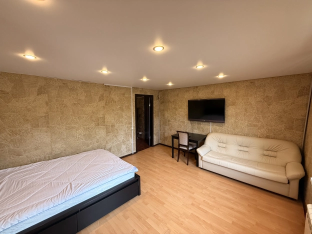 Купить дом в Москве. Вариант № 5538103, 11, площадь -  квм, цена 30000000 рублей