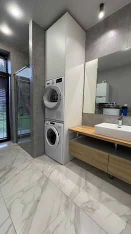 Купить дом на улице Байдукова в Обь. Вариант № 8567541, 12, площадь -  квм, цена 28840000 рублей