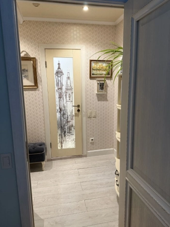 Купить квартиру в Москве. Вариант № 10130676, 5, площадь -  квм, цена 12500000 рублей