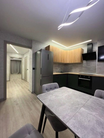 Купить двухкомнатную квартиру в Новосибирской области. Вариант № 10330003, 26, площадь -  квм, цена 8800000 рублей