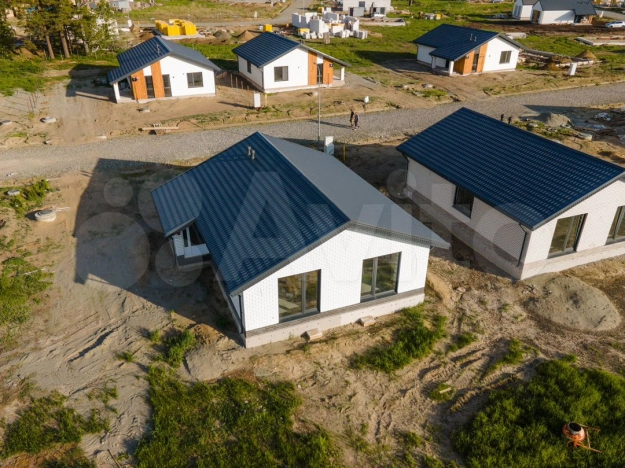 Купить дом в Барнауле. Вариант № 2466046, 4, площадь -  квм, цена 9477000 рублей