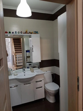 Купить трехкомнатную квартиру на улице Олега Кошевого в Калининграде. Вариант № 48679, 12, площадь -  квм, цена 7400000 рублей