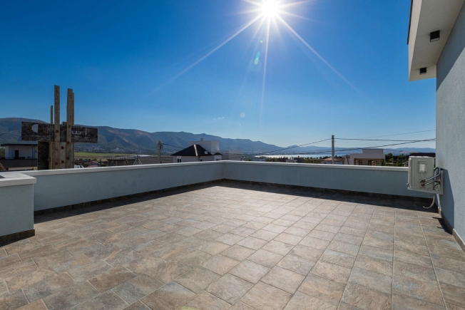 Купить дом на улице Гранатовая в Краснодарском крае. Вариант № 3928640, 21, площадь -  квм, цена 80000000 рублей