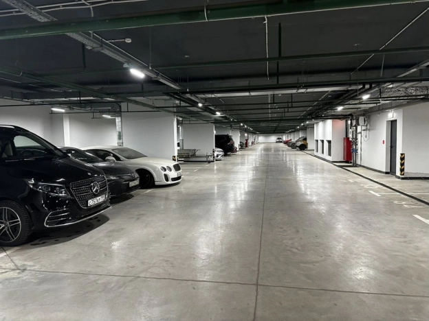 Купить квартиру в Москве. Вариант № 9959129, 39, площадь -  квм, цена 18500000 рублей