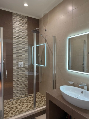 Купить таунхаус в Москве. Вариант № 8994861, 16, площадь -  квм, цена 65000000 рублей