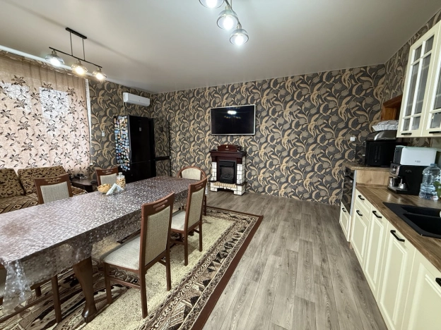 Купить дом на улице Везельская в Белгороде. Вариант № 6908245, 14, площадь -  квм, цена 9900000 рублей