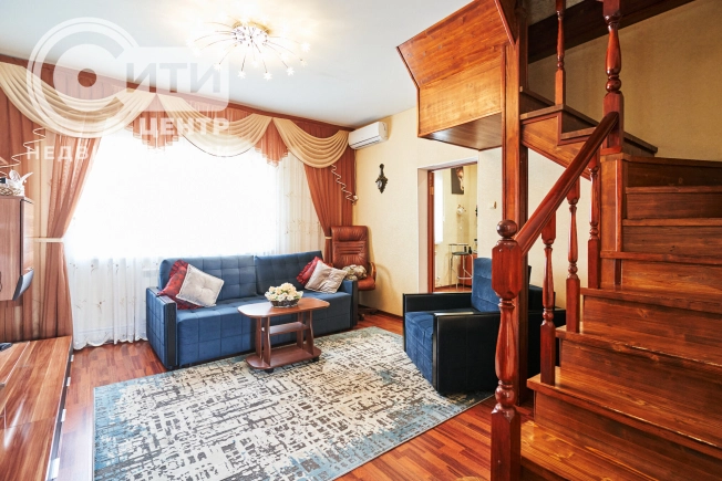 Купить дом в районе Советский в Воронеже. Вариант № 53074, 8, площадь -  квм, цена 15899000 рублей